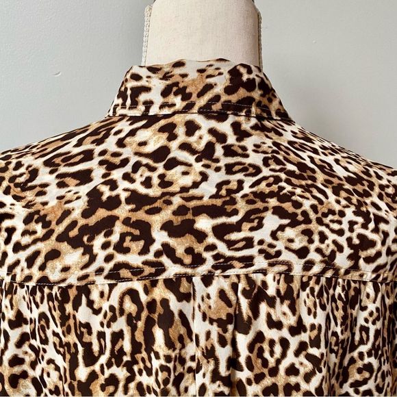 Banana Republic Dillon Classic Fit Buttondown Shirt in Animal/Leopard Print - Picture 8 of 13